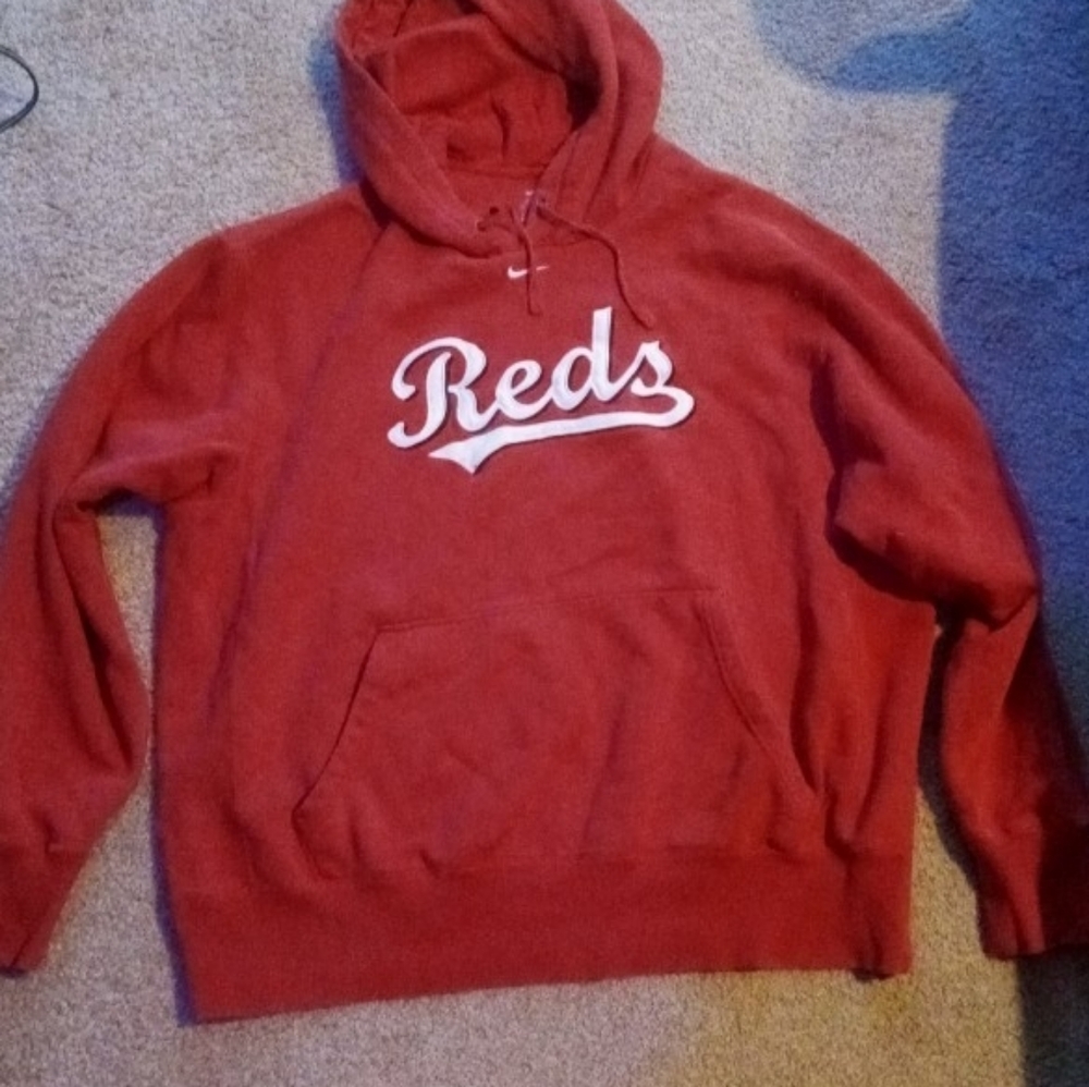 Reds hoodie
